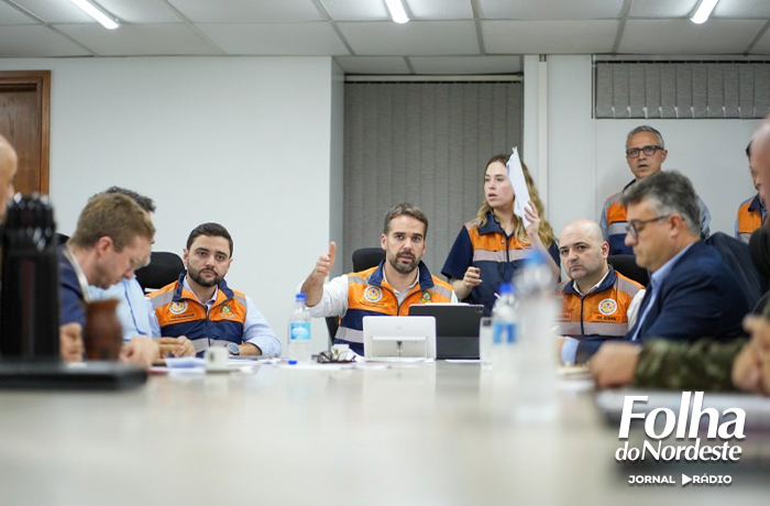 Gabinete de Crise avalia cenário meteorológico e prioriza ações de resgate de famílias ilhadas