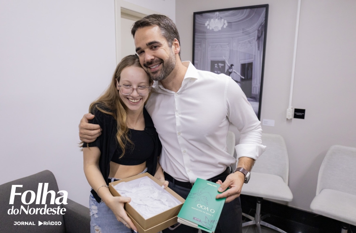 Escritora Laura recebida pelo governador Eduardo Leite