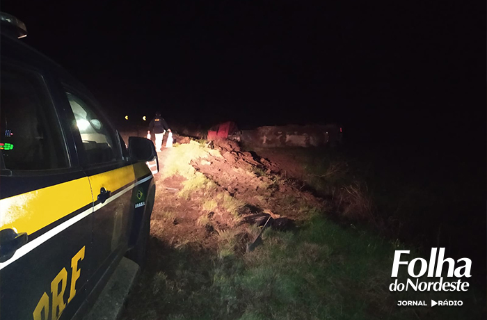 Acidente na BR-285: caminhão de Laguna tomba em Muitos Capões