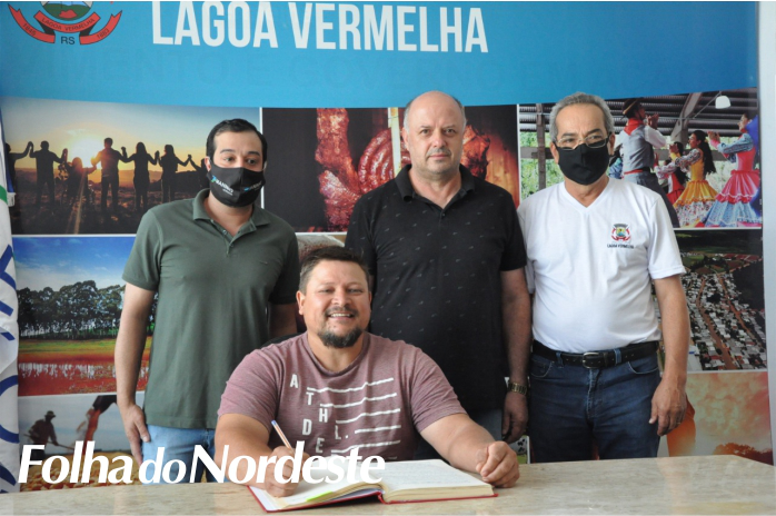 Bonotto passa comando da prefeitura para Vardão