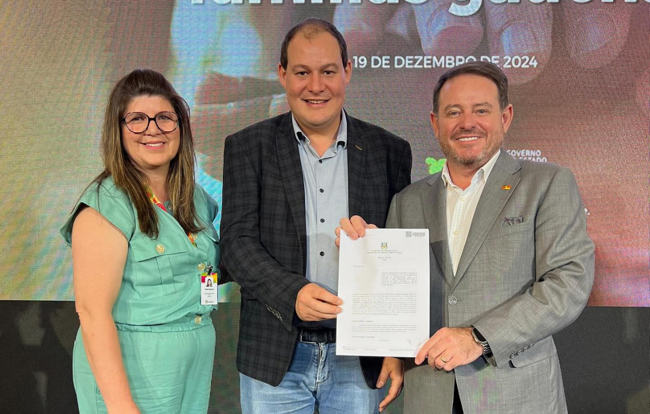 Assinatura de convênio garante R$ 1 milhão para construção do Centro Dia em Lagoa Vermelha