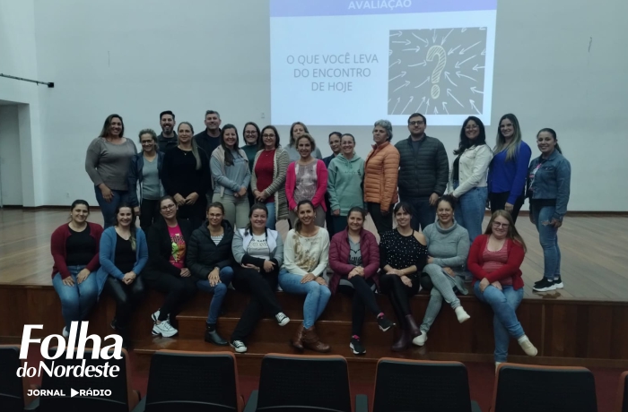 Lagoa Vermelha capacita educadores em Gestão Escolar