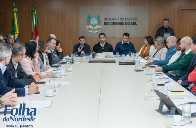 Governador reúne secretariado para estabelecer ações de apoio à população afetada pelo ciclone