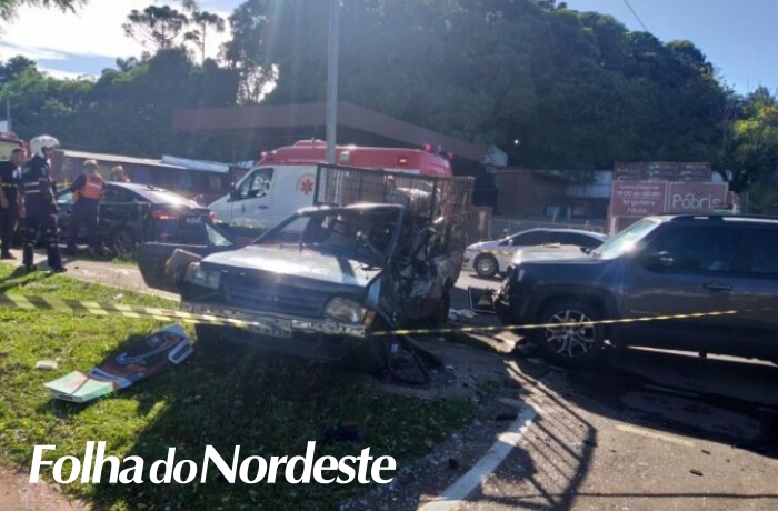 Falei para o pai nem sair de casa por causa da idade, mas ele disse que o Pedro tinha que ir para a escola