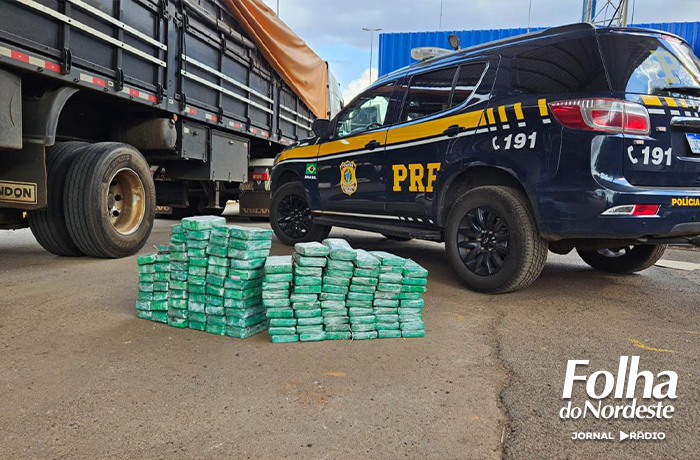 PRF apreende 128 quilos de cocaína escondidos em estepes de caminhão na BR-386