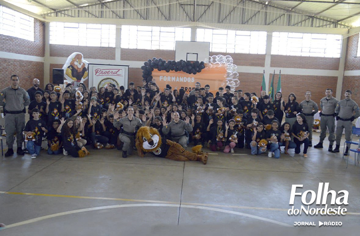 Brigada Militar celebra formatura do Proerd com 80 alunos em Muitos Capões