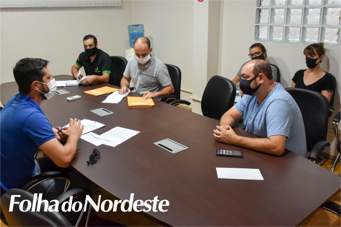 Legislativo: Em reunião extraordinária, vereadores de Comissão de Orçamento discutem processos