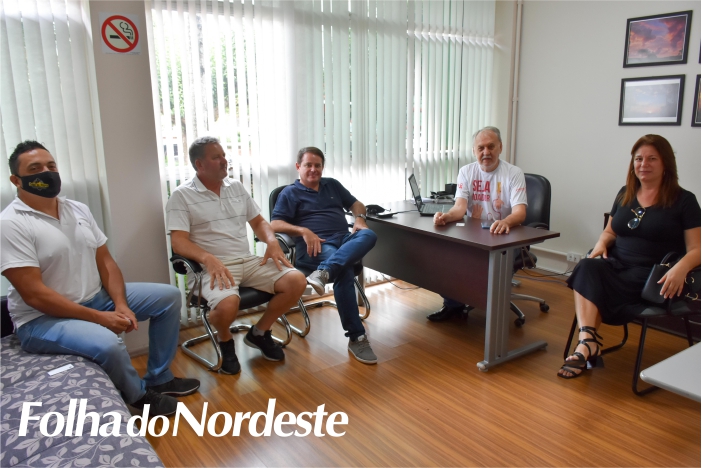 Assessora do senador Heinze realiza visita ao presidente Kramer