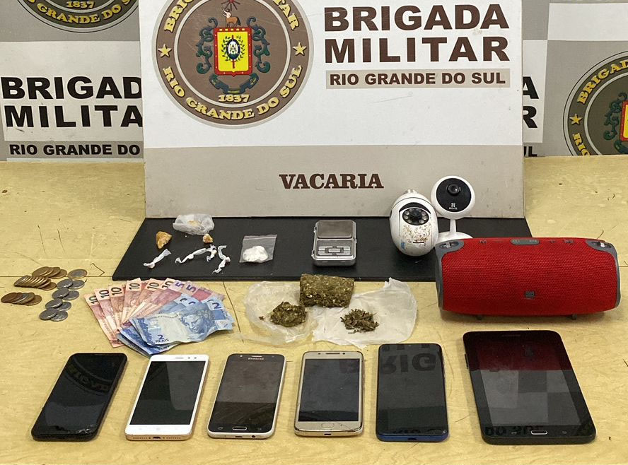 Região: Força Tática da Brigada Militar prende homem e mulher por tráfico de drogas