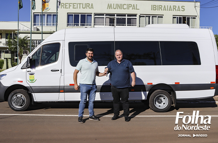 Saúde de Ibiraiaras recebe van zero km adquirida com emenda do deputado Covatti Filho