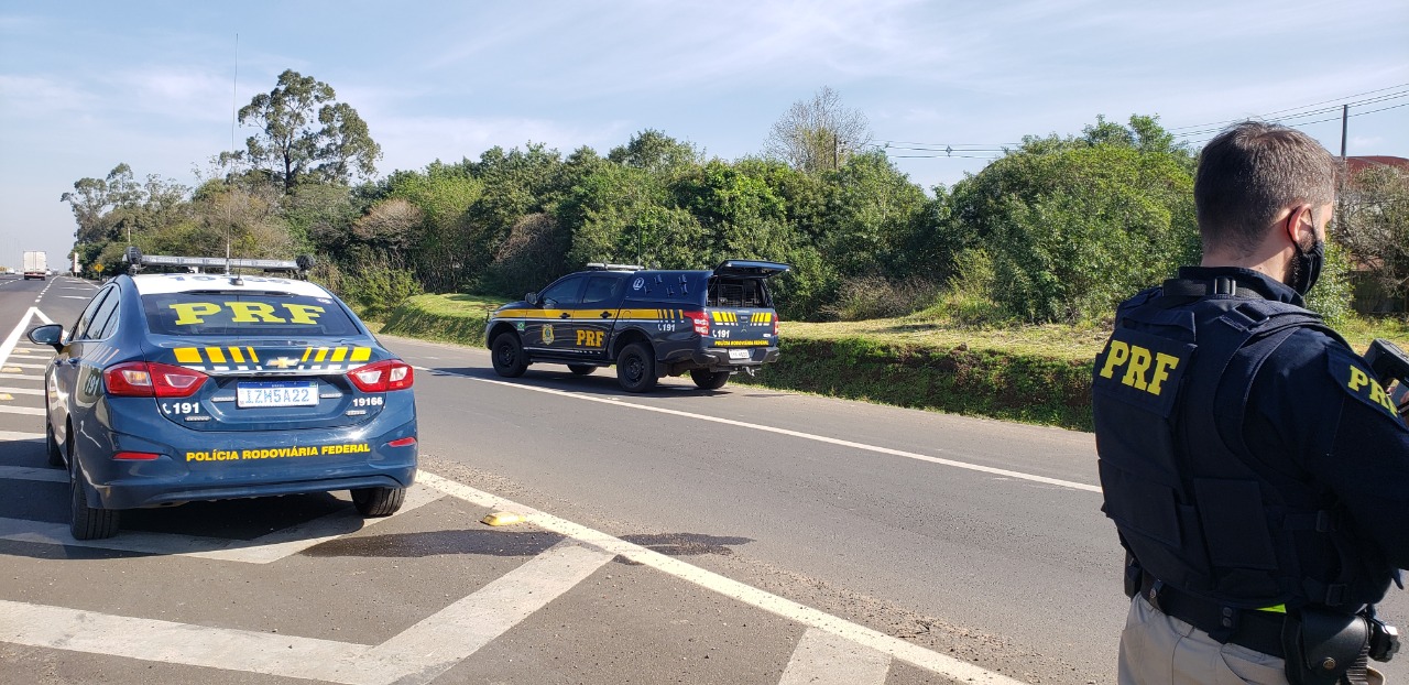 PRF prende criminoso condenado 