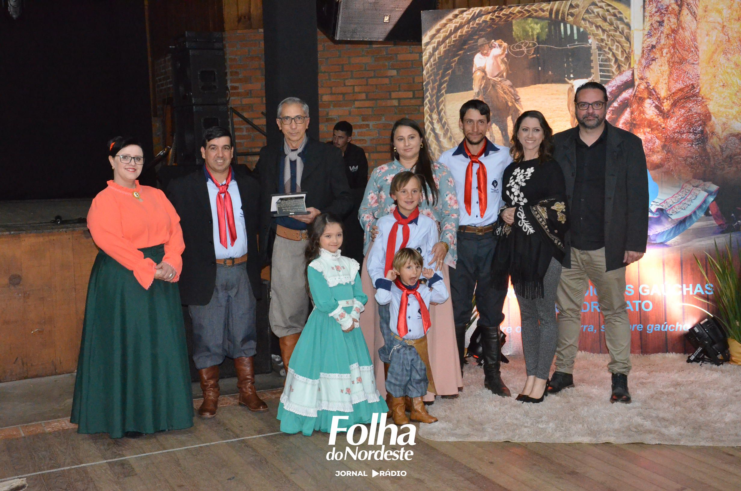 Alvício Teles é homenageado no aniversário de 72 anos do CTG Alexandre Pato