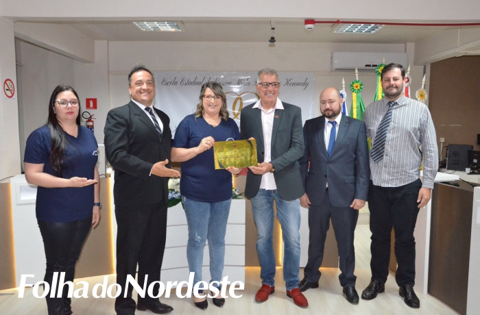 Câmara de Vereadores prestou homenagem aos 100 anos da Escola Kennedy