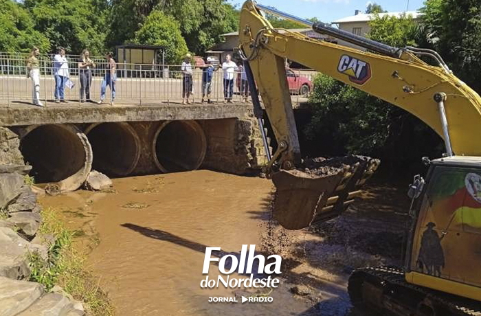 Iniciadas as obras de desassoreamento do Rio Araçá em Ibiaçá